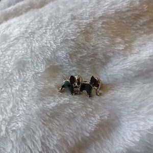 306. TINY DOUBLE ELEPHANT BROOCH SILVER TONE